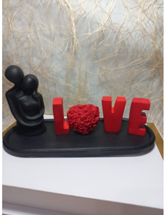 LOVE Yazılı Kalp Figürlü Sarılan Sevgili Biblo Set Siyah-Kırmızı LOVE Yazılı Kalp Figürlü Sarılan Sevgili Biblo Set Siyah-Kırmızı