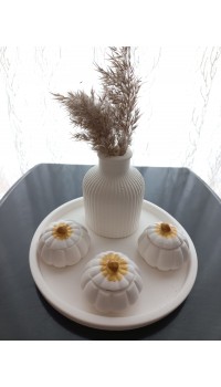 Tabakta 3'lü Mini Balkabağı Vazo Dekoratif Set Beyaz Tabakta 3'lü Mini Balkabağı Vazo Dekoratif Set Beyaz