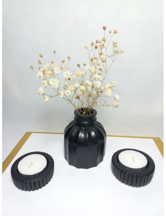 İnce Çizgili Vazo - Modern & Minimal Dekoratif Obje, Salon ve Ofis Çiçeklik, Siyah İnce Çizgili Vazo - Modern & Minimal Dekoratif Obje, Salon ve Ofis Çiçeklik, Siyah